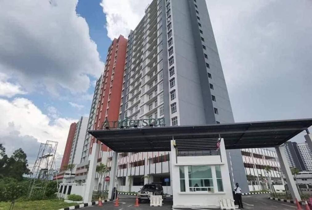 At Anderson 161 Town Freewifitvbox Apartment